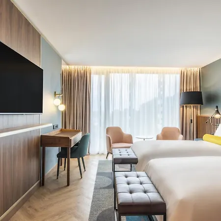 מלון Renaissance Lapa 5*