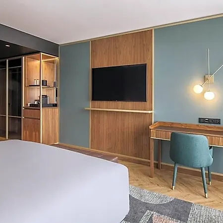 فندق Renaissance Lapa 5*