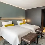 Renaissance Lapa Отель Порту